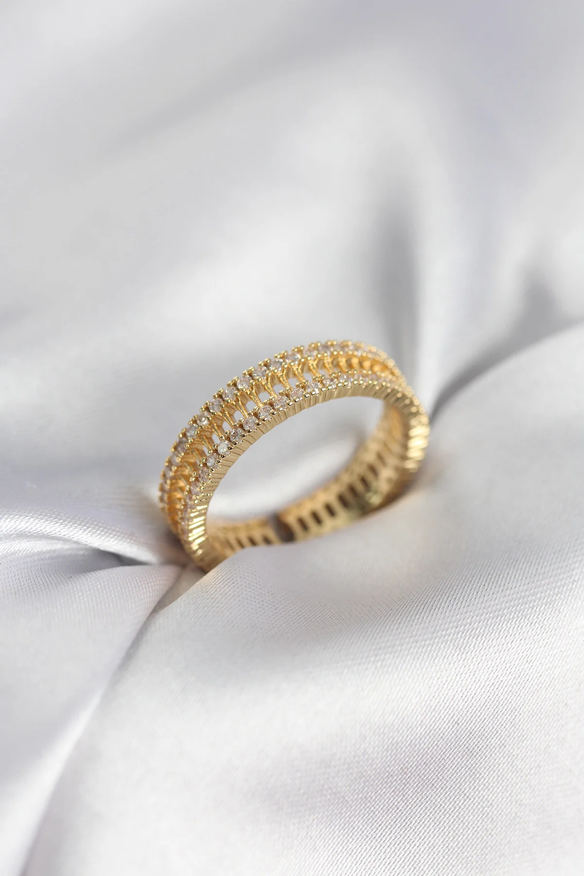 Gold Renk Minimal Zirkon Taşlı Kadın Yüzük