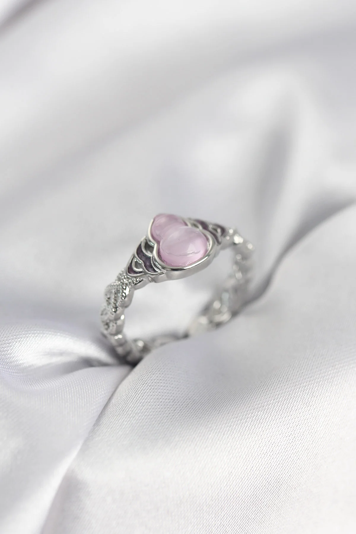 Gümüş Renk Pembe Damla Model Kadın Yüzük