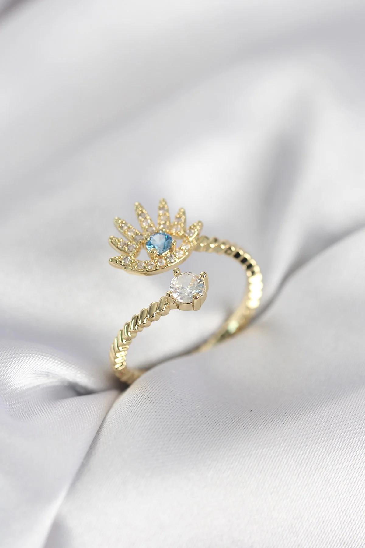 Gold Renk Göz Model Zirkon Taşlı Kadın Yüzük