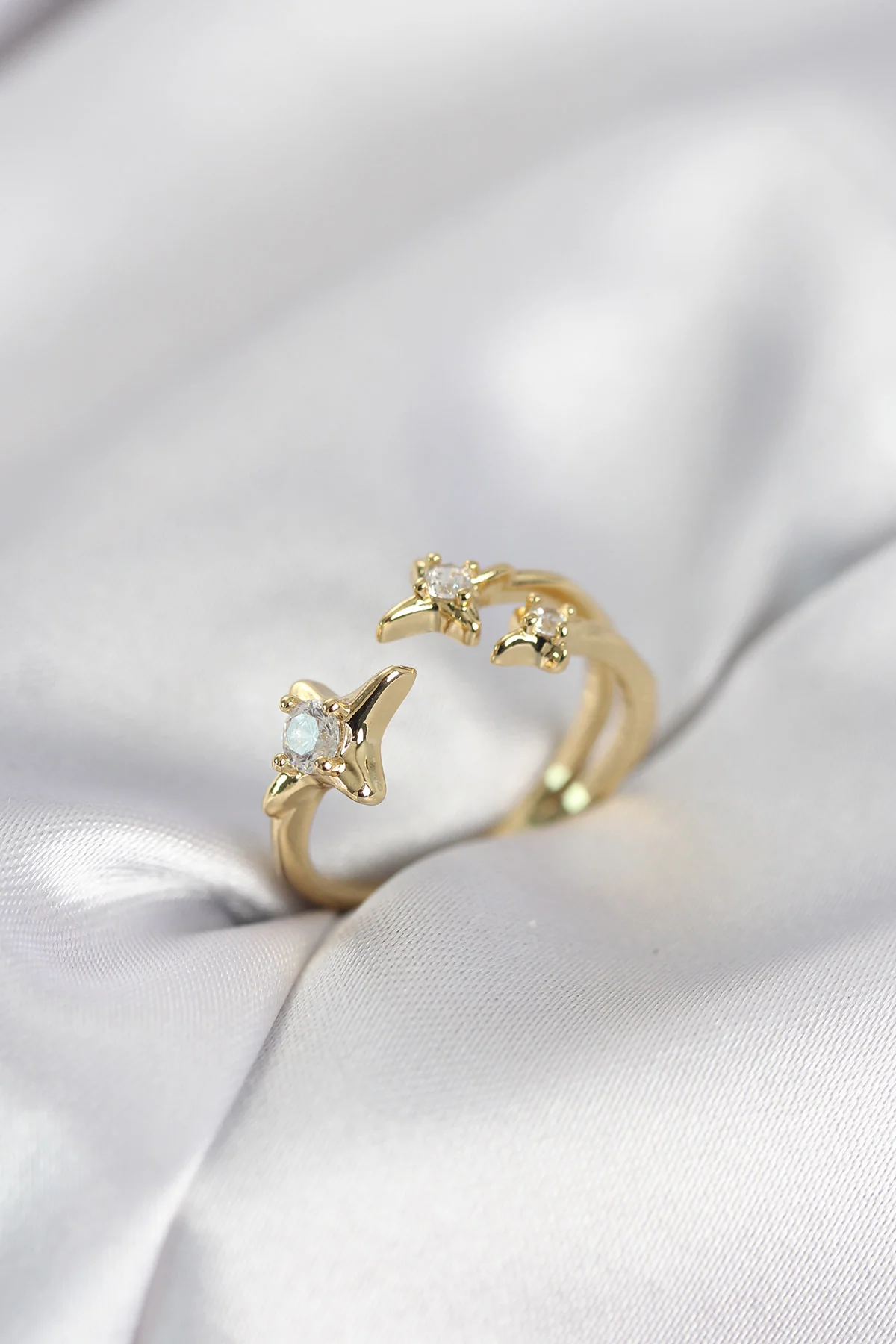 Minimal Kutup Yıldızı Model Gold Renk Kadın Yüzük