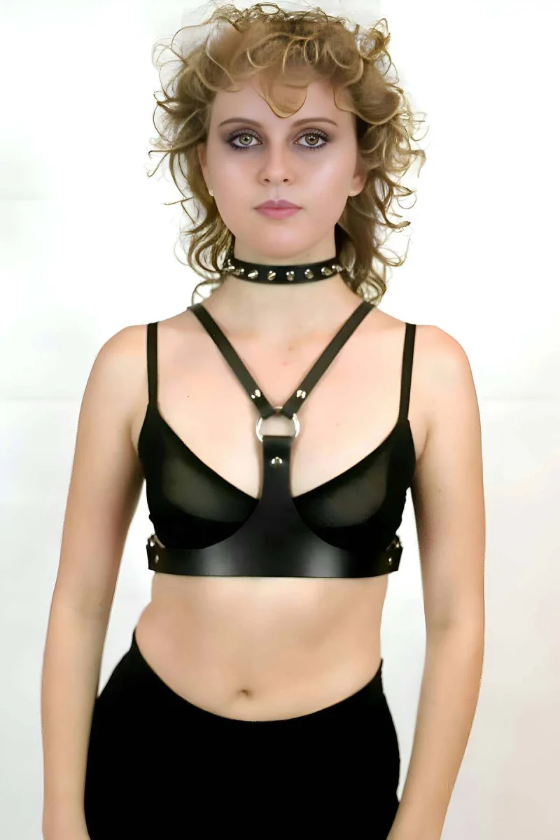 Şık Deri Göğüs Kemer Ve Çivili Tasma - Brf1299