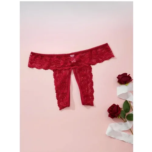 Fantezi Kadın 3'lü Özel Bölgeleri Açık Dantelli Tanga Seti