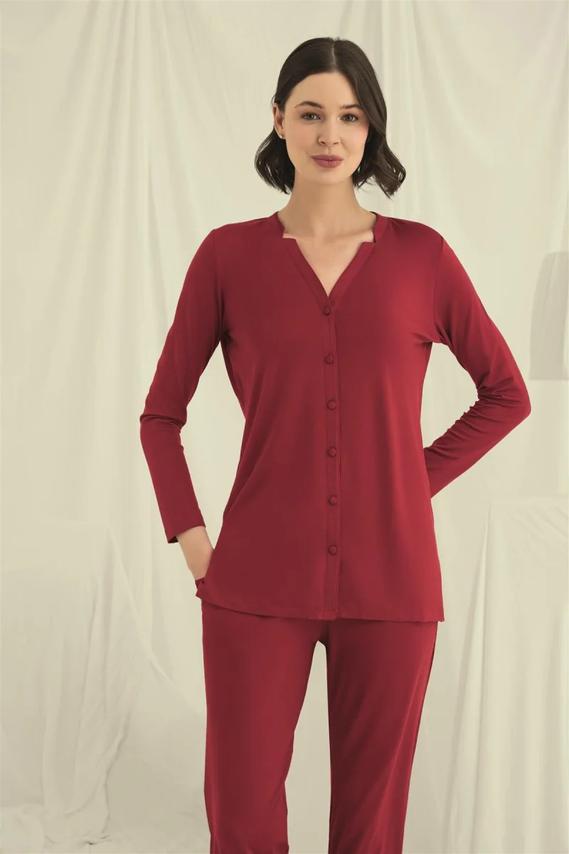 Uzun Kollu Düğmeli V Yaka Pijama Takımı