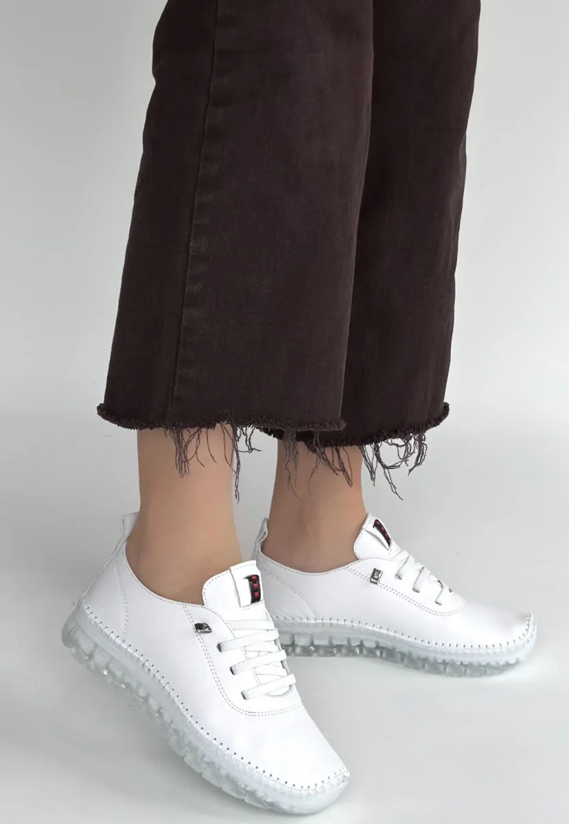 Jiten Beyaz Deri Bağcıklı Spor Ayakkabı