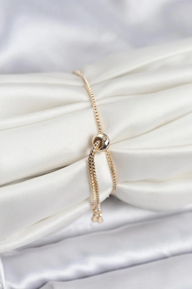 Gold Renk Zirkon Taşlı Yıldız Model Asansörlü Kadın Bileklik