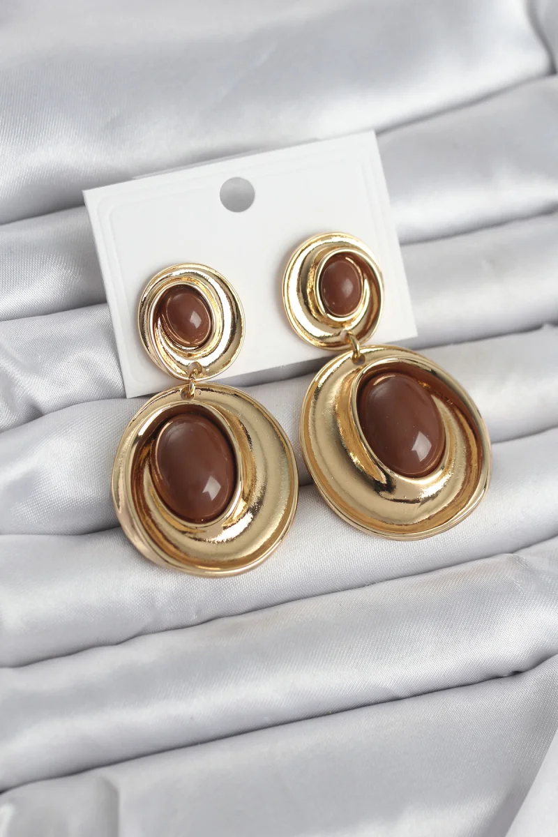 Kahverengi Sallantılı Damla Model Gold Renk Vintage Kadın Küpe