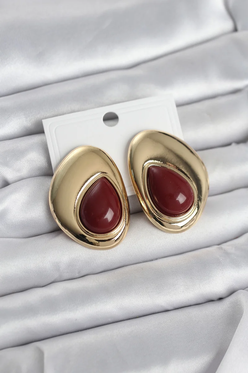 Pirinç Gold Renk Bordo Taşlı Damla Model Vintage Kadın Küpe