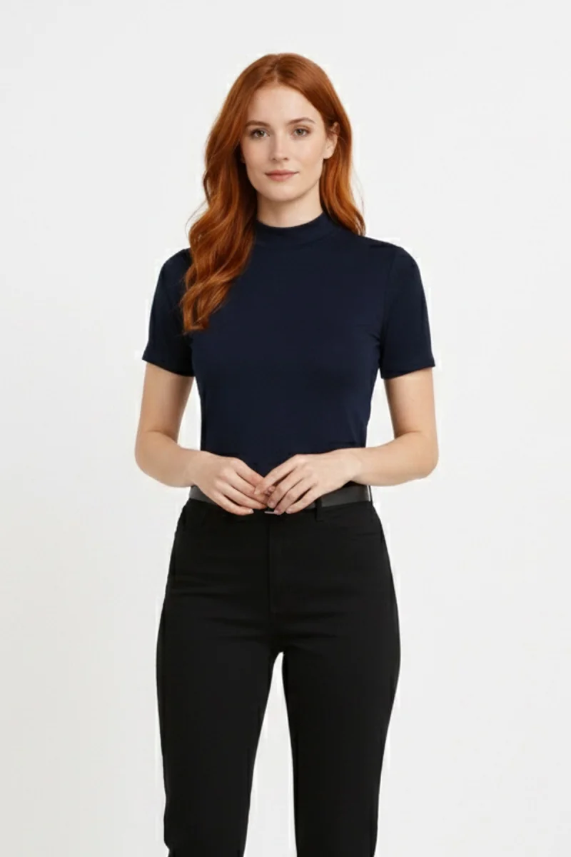 Kadın Lacivert Viskon  Yarım Balıkçı Yaka Kısa Kollu Kompakt Slim Fit Likralı Basic Günlük Body Bluz