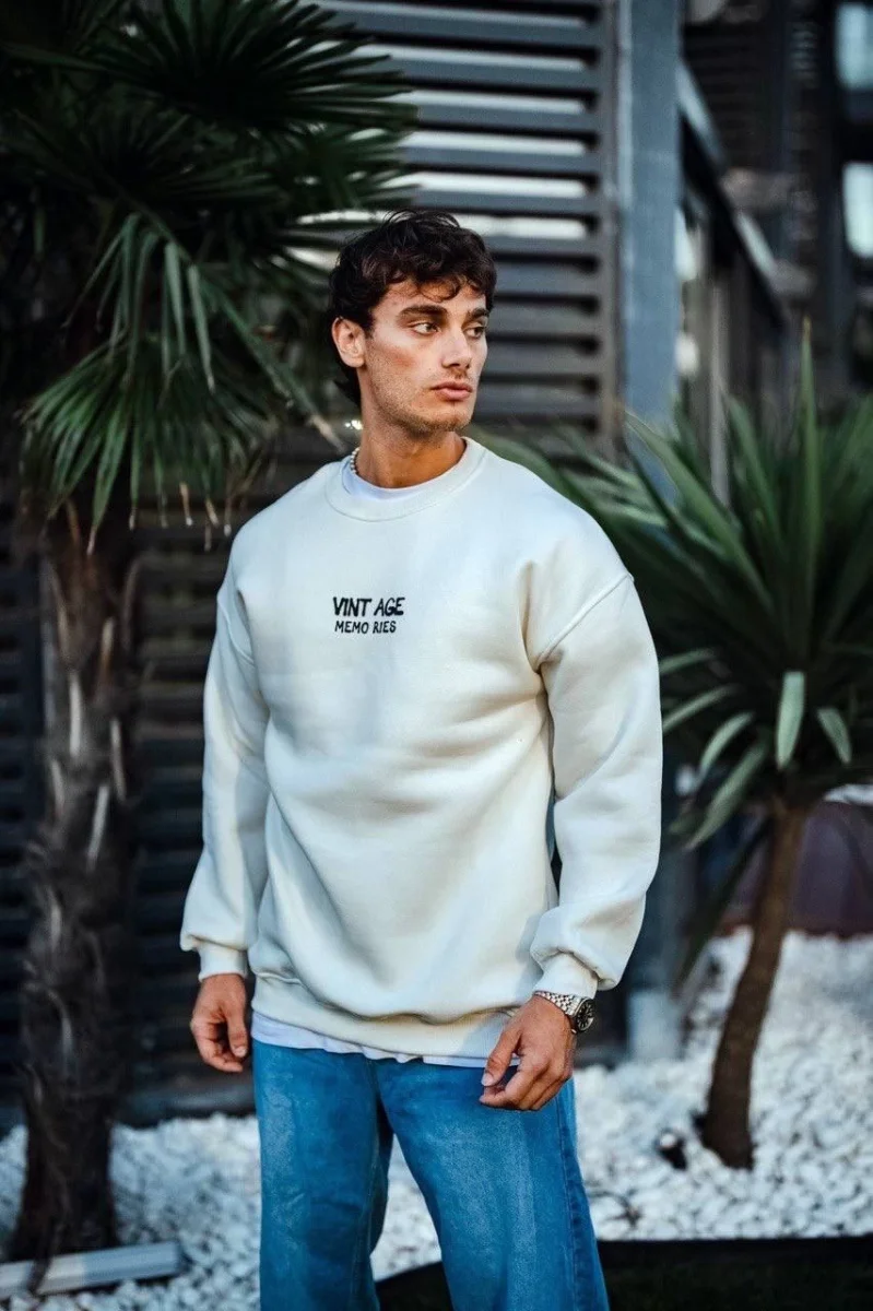 Oversize Bisiklet Yaka Üç İplik Baskılı SweatShirt - Beyaz -