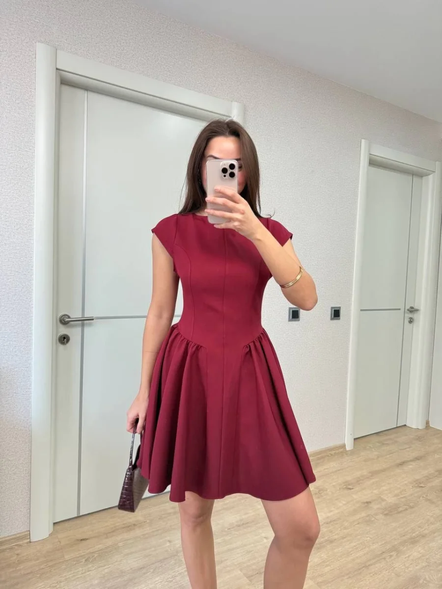 Sırt dekolteli Çan Detaylı Mini Elbise - Bordo -