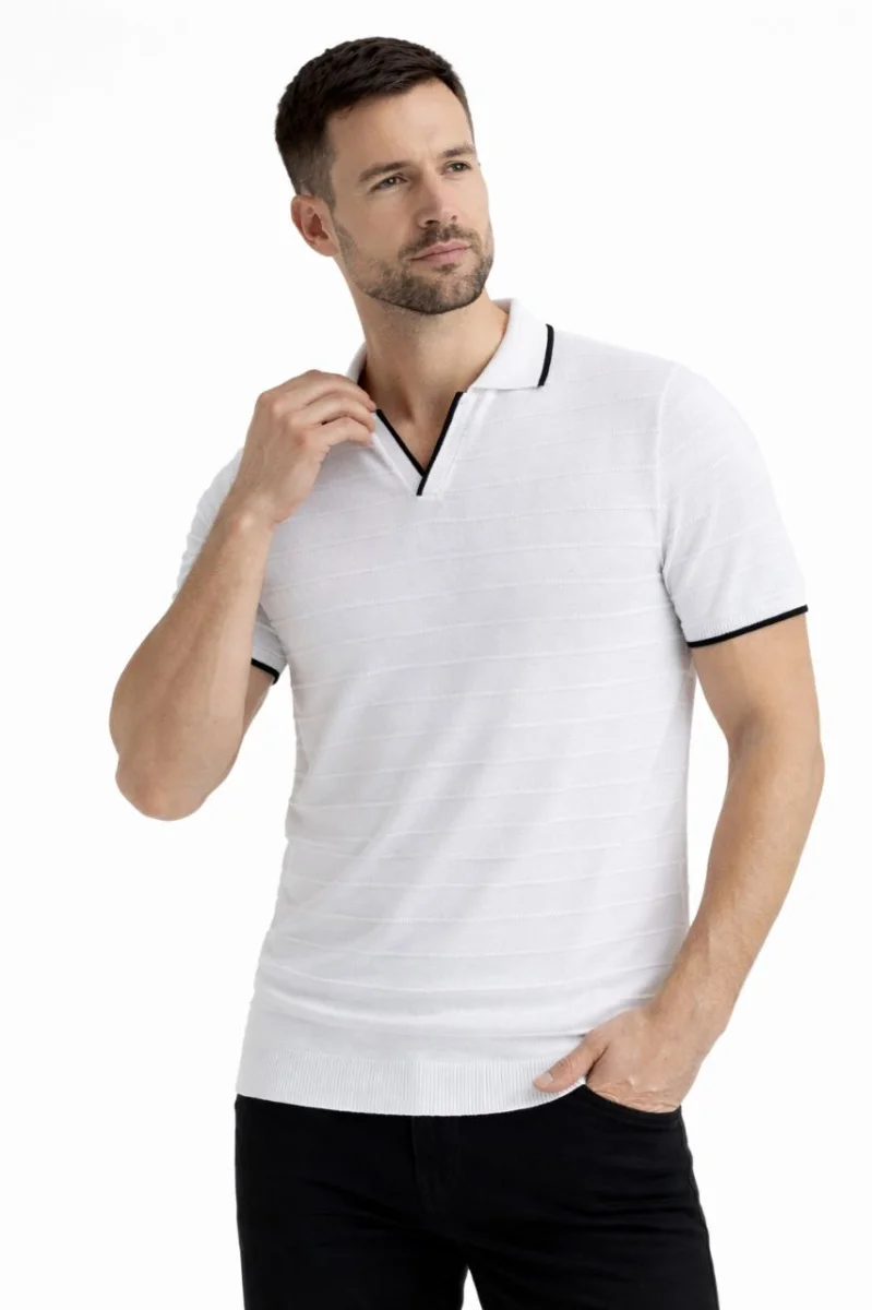 Erkek Triko Kumaş Yakalı Düğmesiz Açık Yaka Fitilli Kısa Kollu Regular Fit Tişört T-shirt - Beyaz