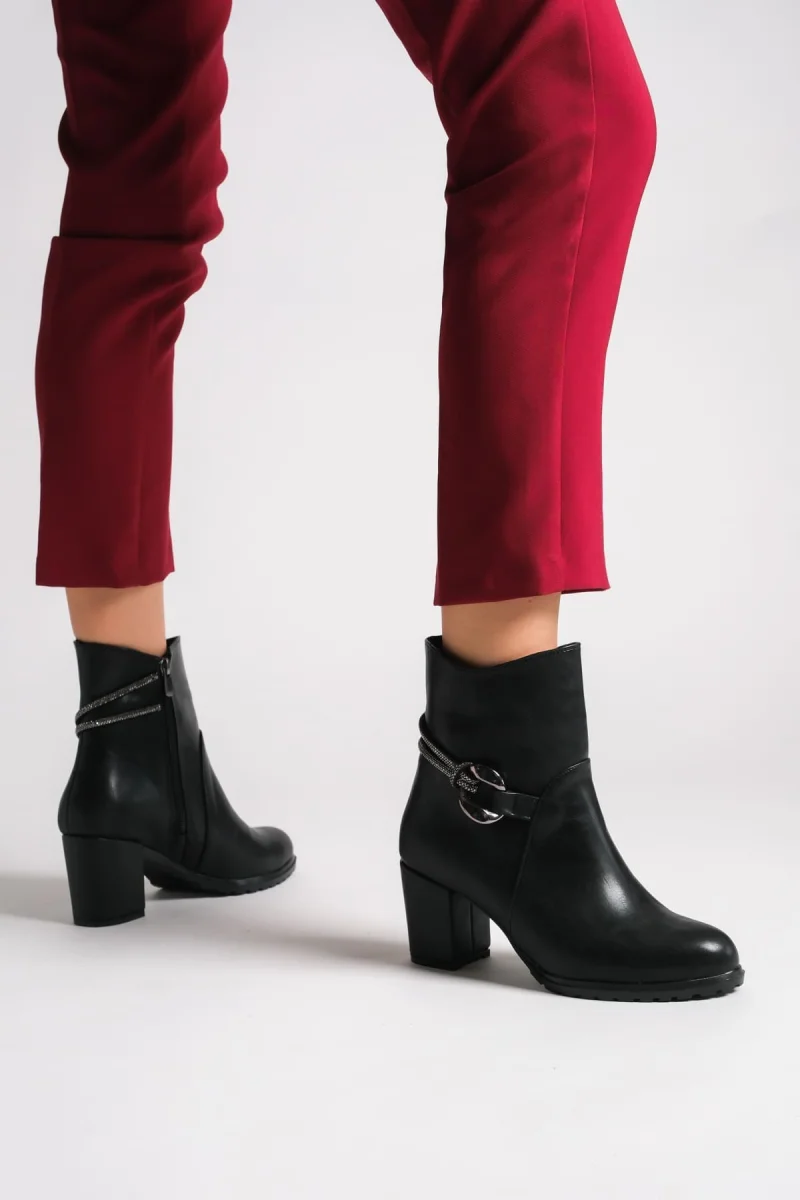 EDNA Fermuarlı Ortopedik Taban Taşlı Topuklu Kadın Bot CST - Siyah