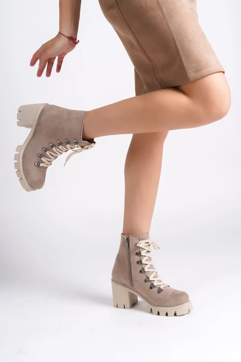 EMMA Bağcıklı Fermuarlı Ortopedik Taban Topuklu Süet Kadın Bot  STT - Ten