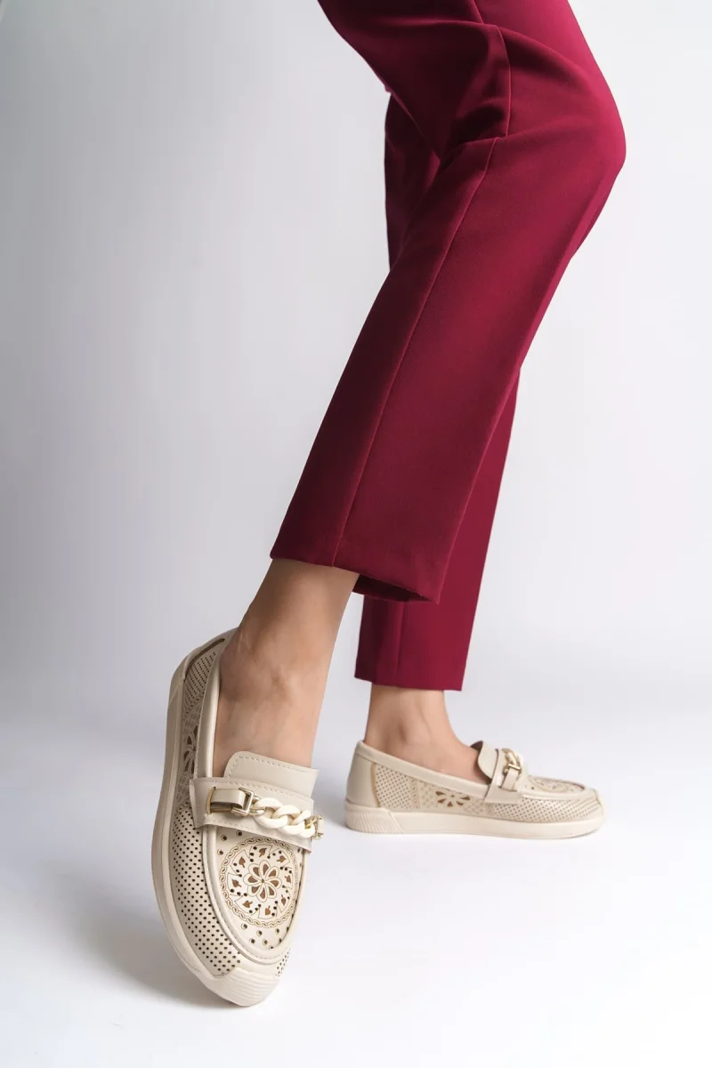 LIZY Bağcıksız Ortopedik Rahat Taban Çiçek Desenli Kadın Babet Ayakkabı  CKT - Krem