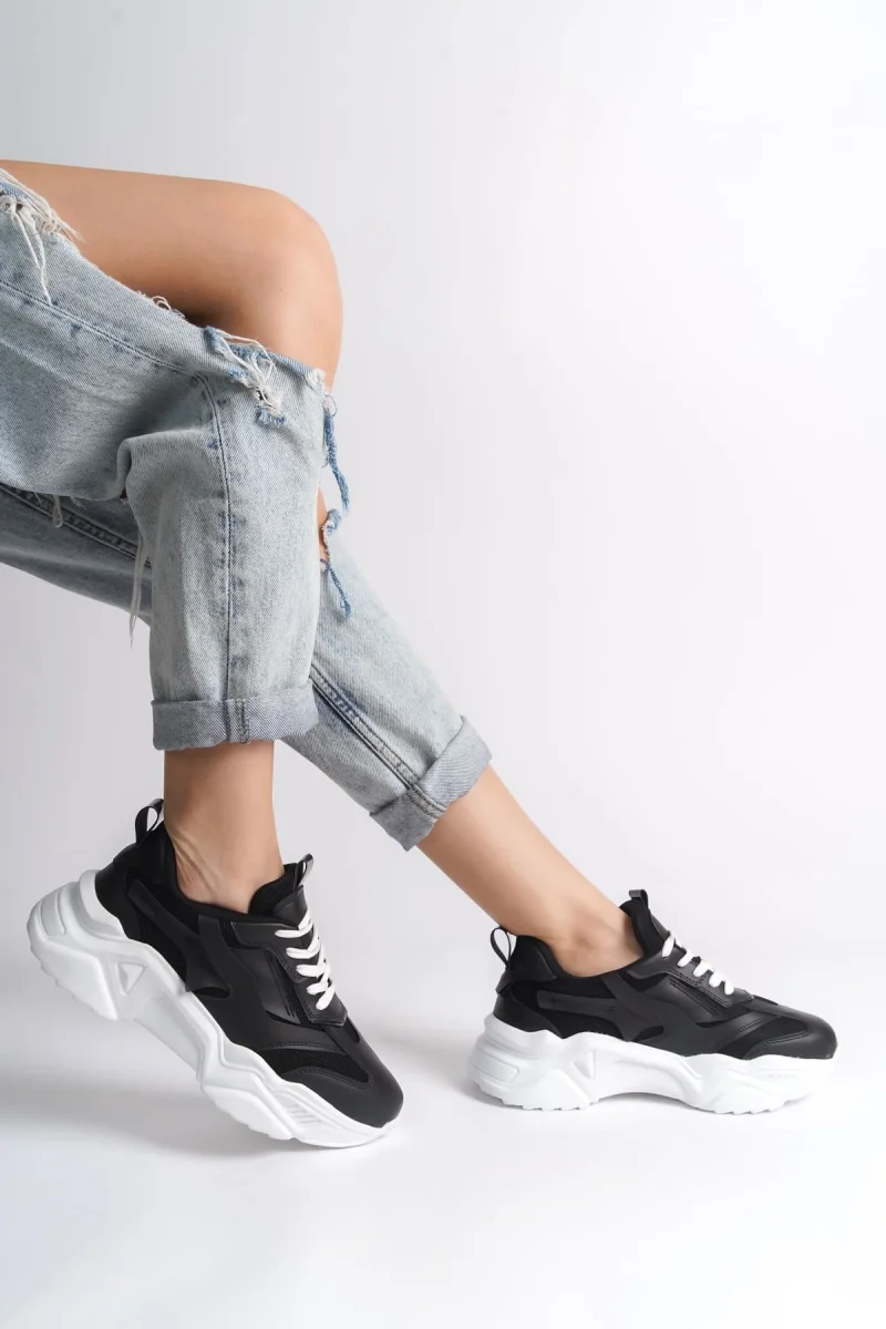 TOKYO Bağcıklı Ortopedik Taban Triko Detaylı Kadın Spor Ayakkabı  TBT - Siyah