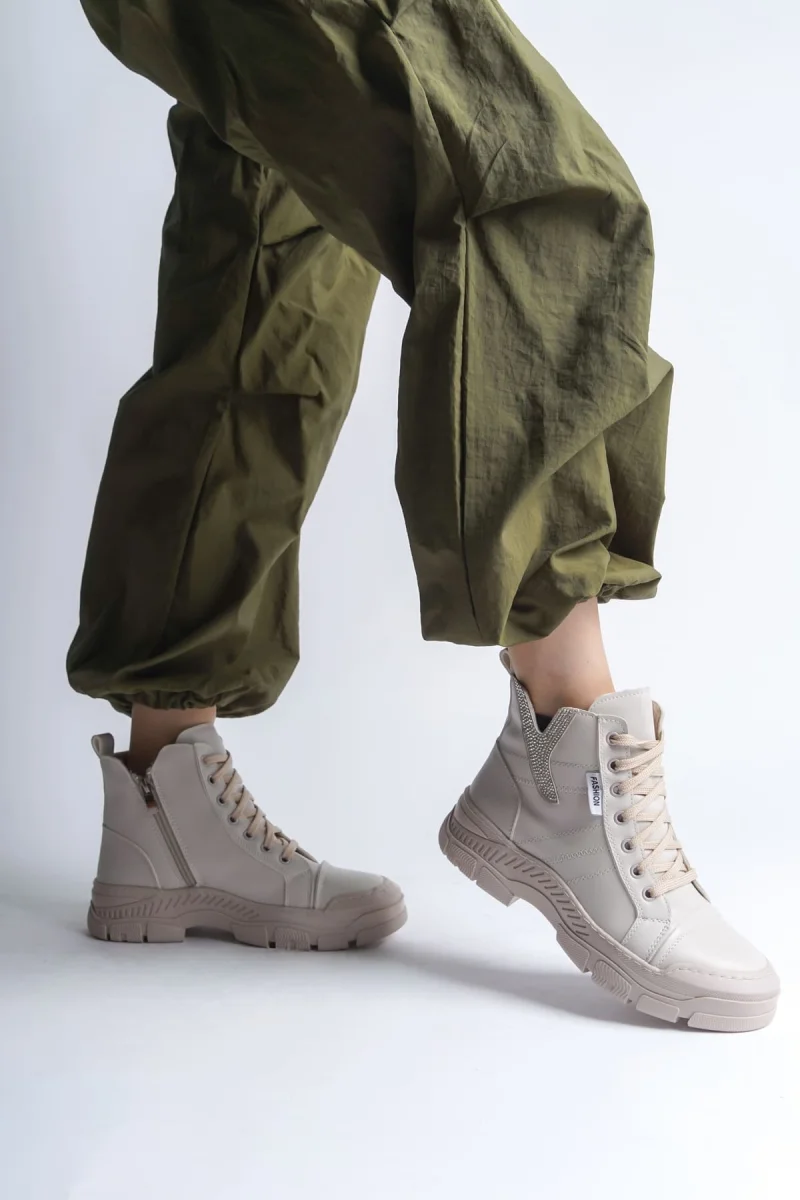 AMBER Bağcıklı Fermuarlı Ortopedik Taban Kadın Bot  CKT - Krem