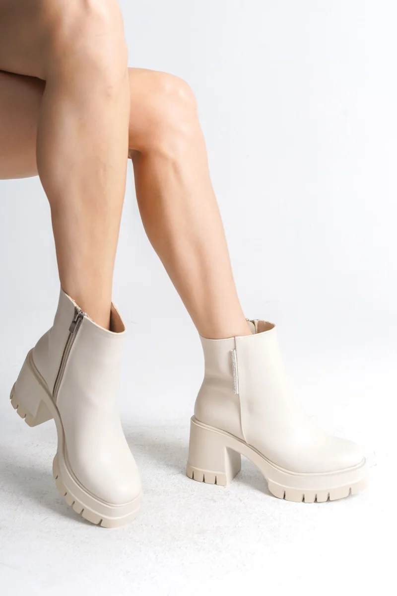 LISSE Fermuarlı Ortopedik Taban Kalın Topuklu Kadın Bot CKT - Krem