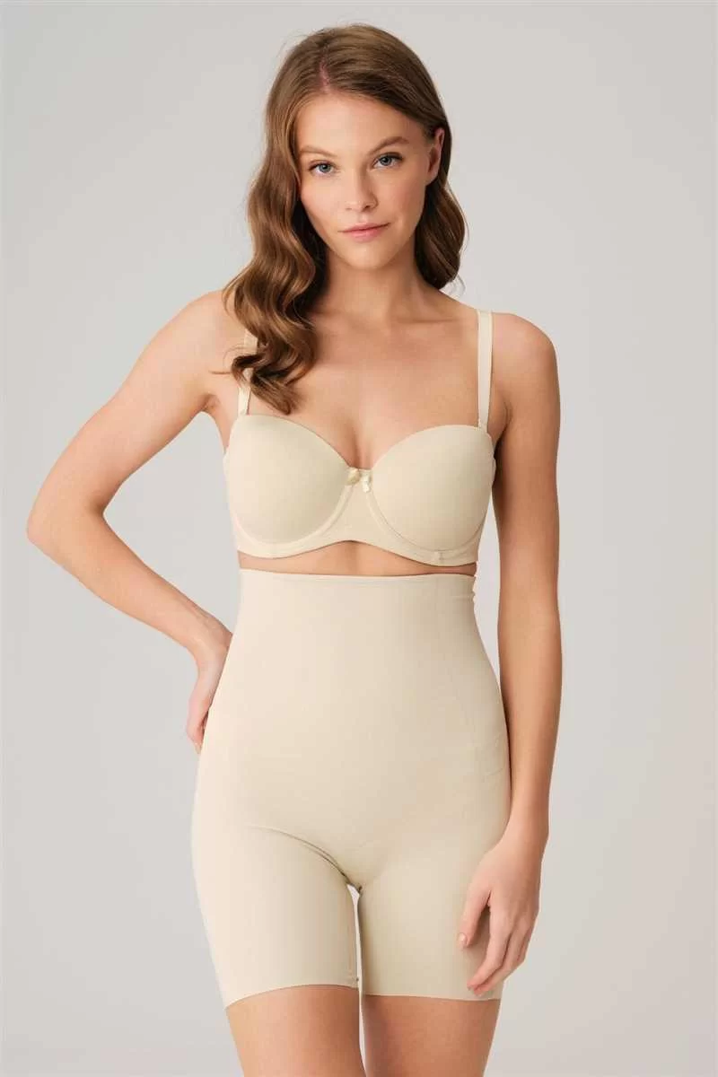 Mikro Kumaş Silikon Bantlı Paçalı Sıkı Şort Korse