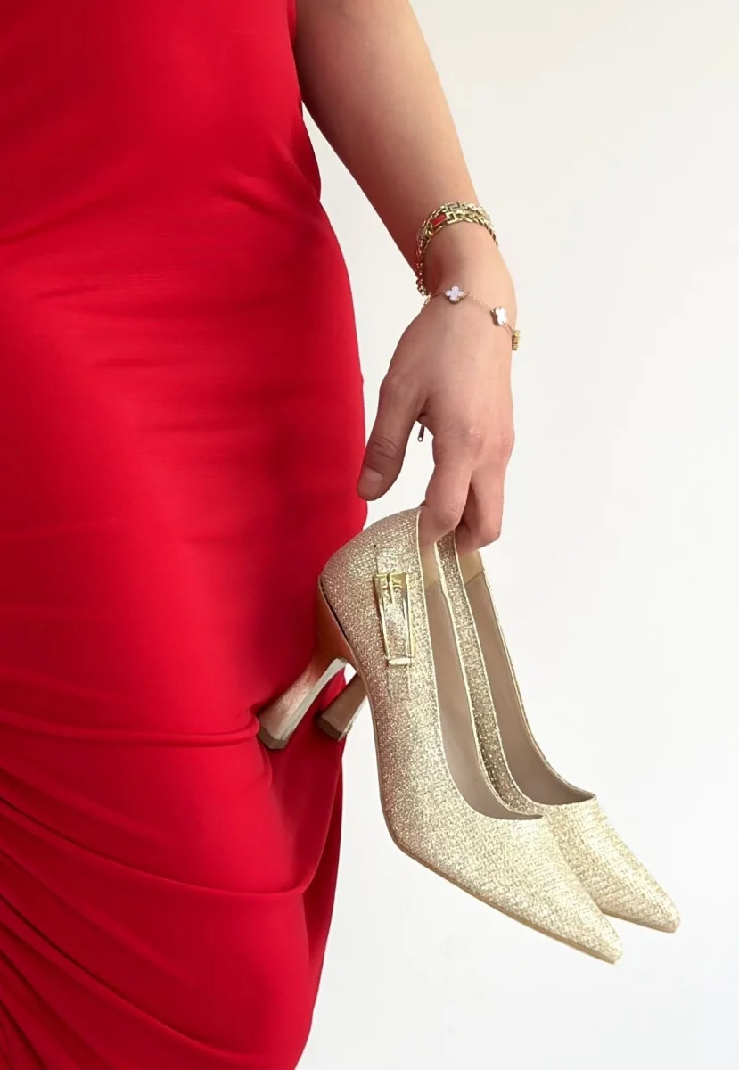 Cerin Gold Saten Simli Topuklu Ayakkabı
