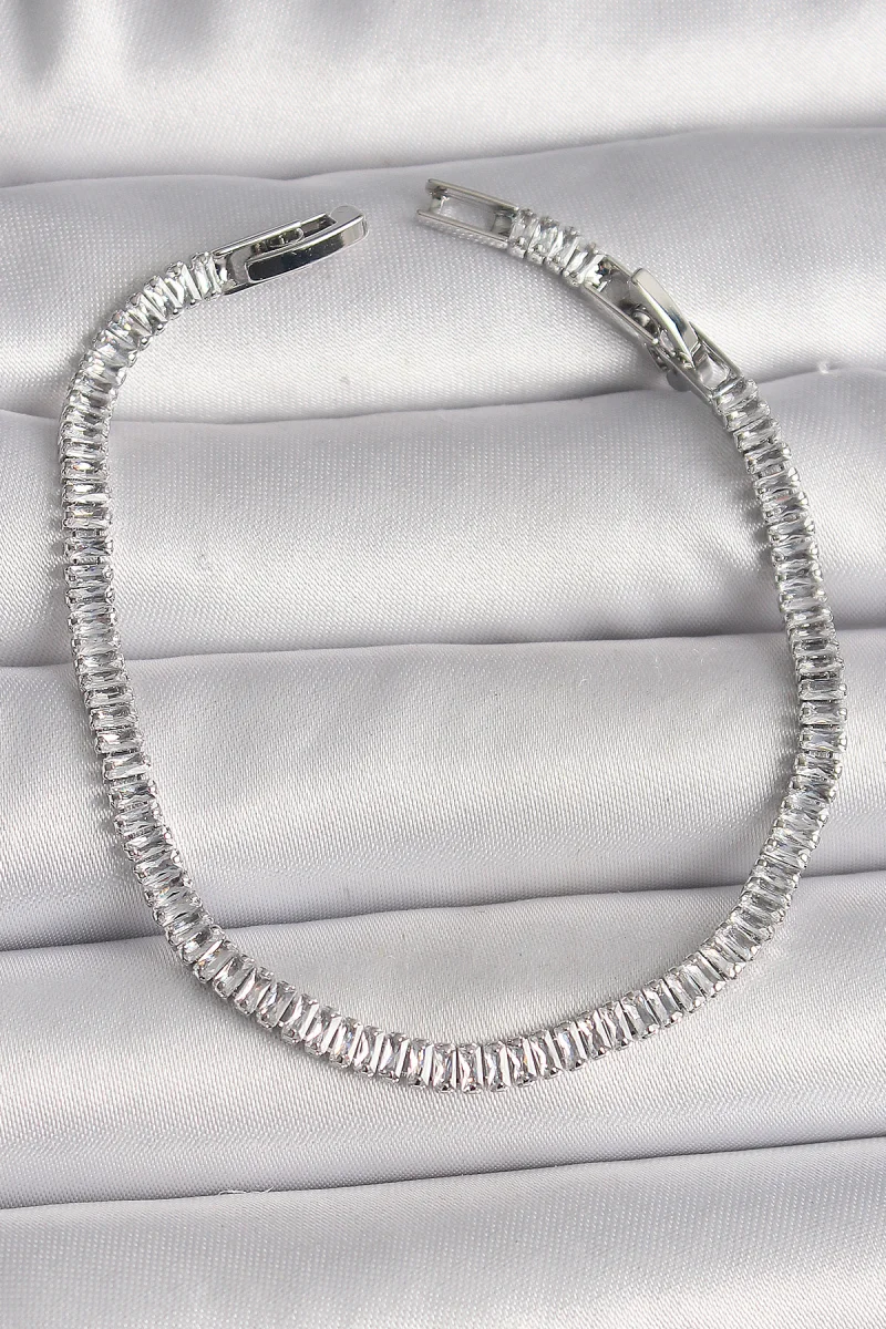 Pirinç Gümüş Renk Zirkon Taşlı Su Yolu Model Kadın Bileklik